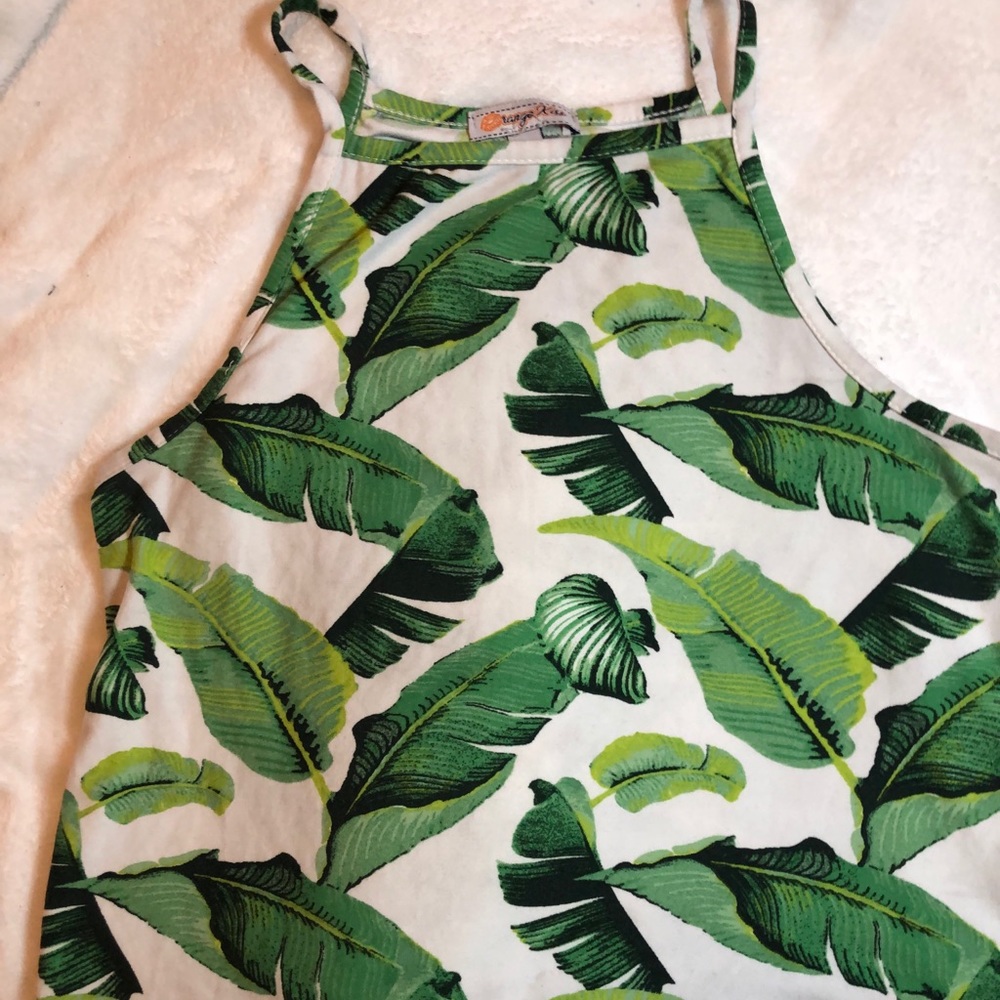 A crop top